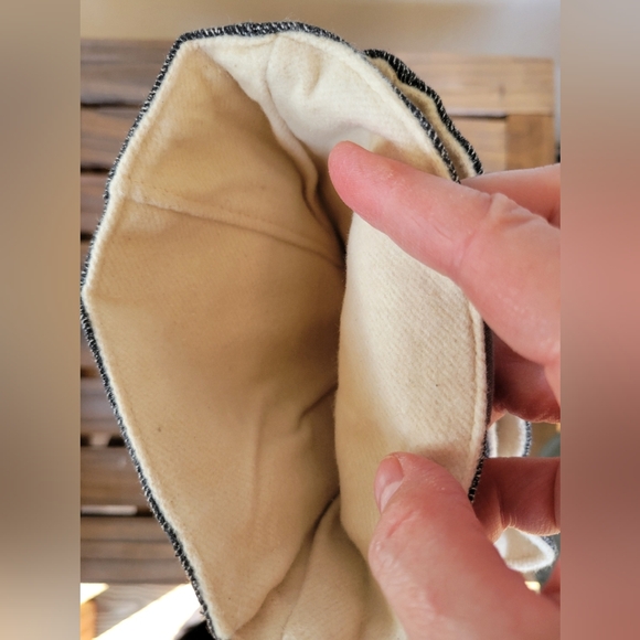 Bundled Vintage Swiss army mittens AND trigger finger gloves - 2 for 1 price - Picture 2 of 9